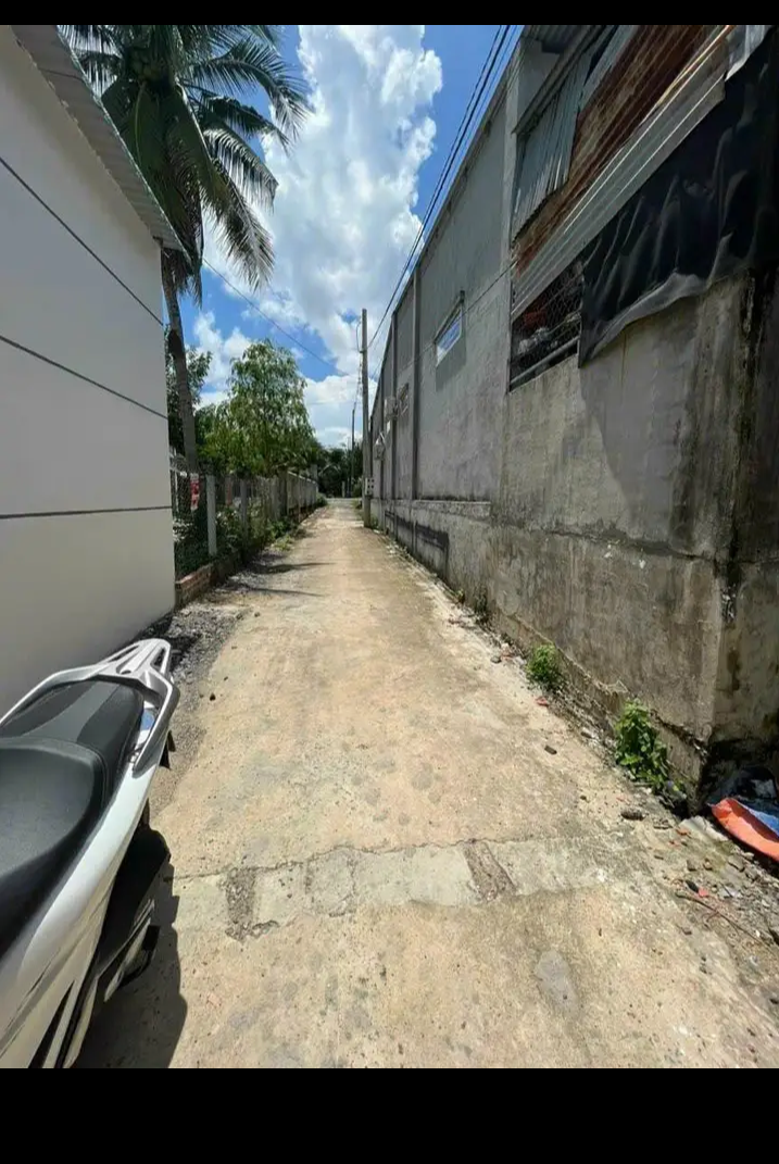 Bán nhà xã Trường Tây giá 595tr dt 4,5×15×20mv tc