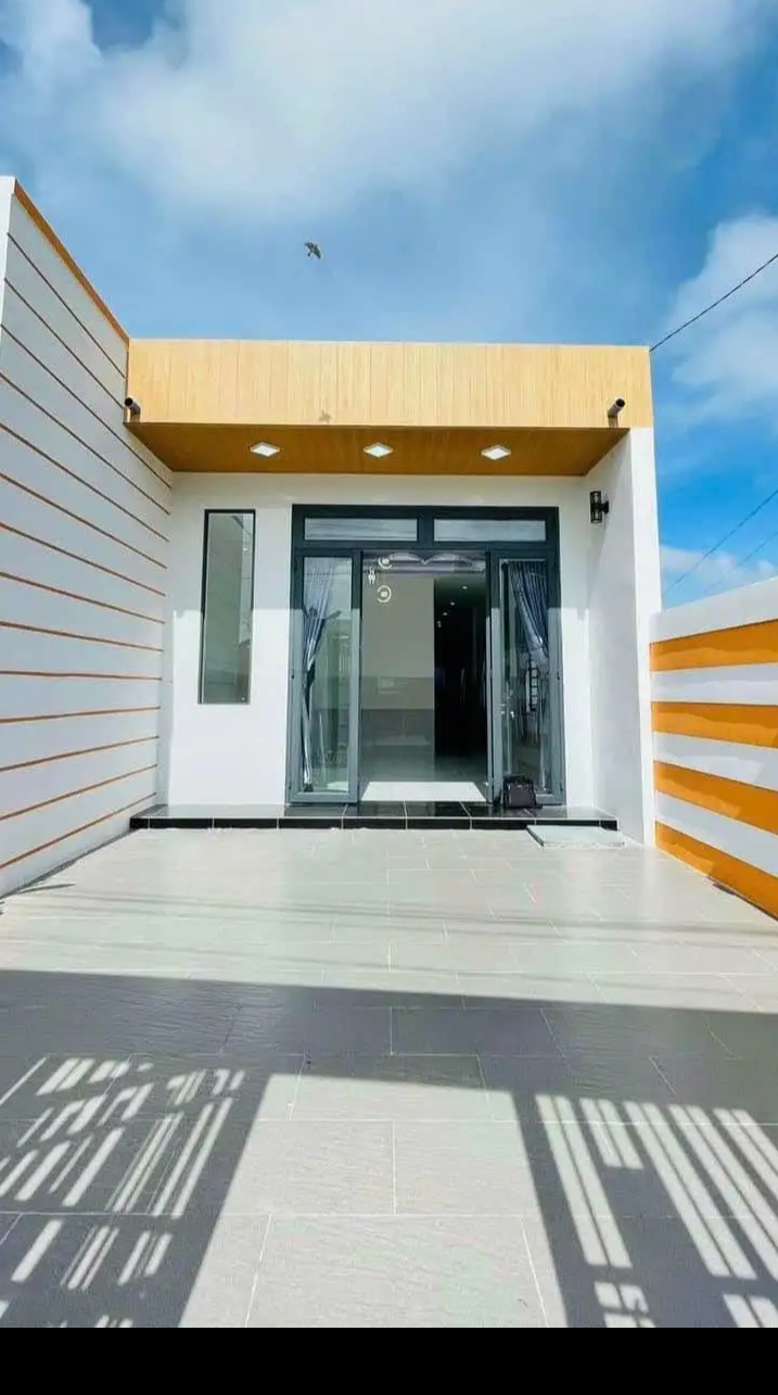 Bán nhà xã Trường Hoà giá 1tỷ270 dt 5×22