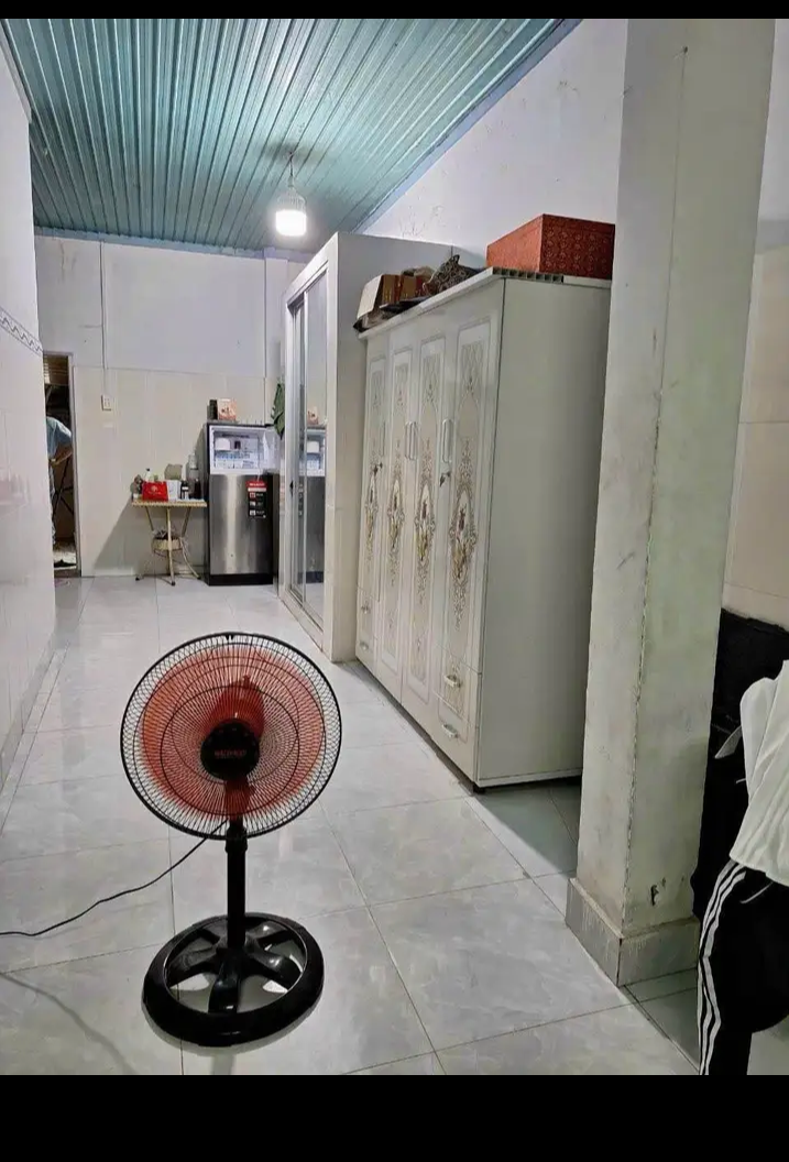 Bán nhà phường Ninh Thạnh giá 1tỷ300 dt 4×20×full tc