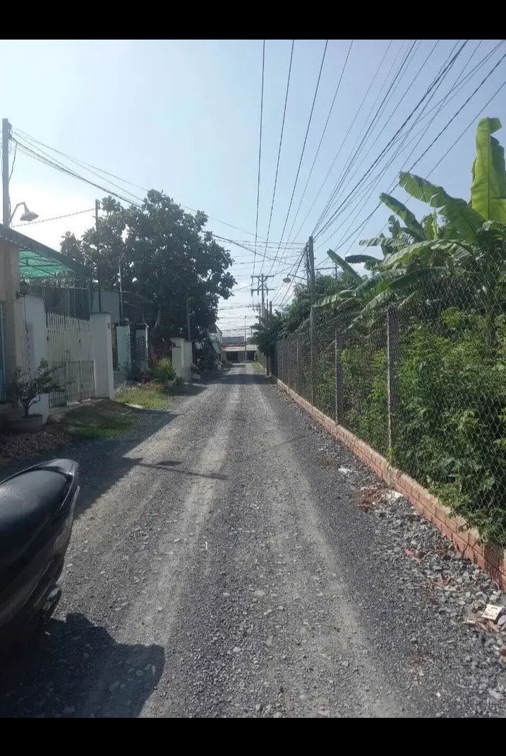 Bán đất phường Ninh Sơn giá 700tr dt 4×33